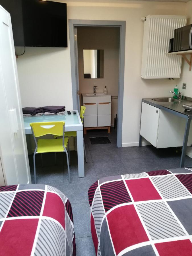 Budgetroom Lommel Eksteriør bilde